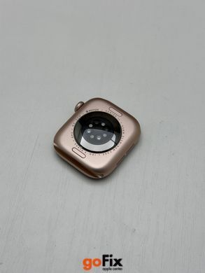 Apple Watch 11 42mm Rose Gold бу, 42 mm, 340$