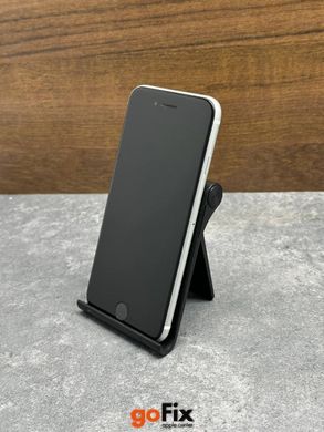iPhone SE 2020 64gb White бу, 64 ГБ, 4,7 ", A13