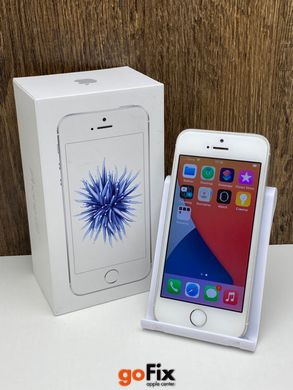 iPhone SE 64gb Silver бу, 64 ГБ, 4,0 ", A9