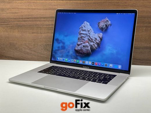 Macbook Pro 15" 2017 1TB Silver бу, 1 ТБ, 15,4", i7