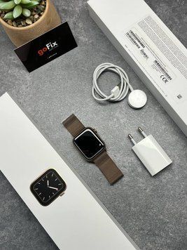 Apple Watch 5 44 mm Gold Stainless Steel бу, 44 mm, 250$