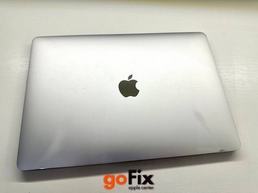 Macbook Pro 13" 2017 512gb SSD/16Gb Ram Silver бу, 512 ГБ, 13,3", i5, 550$