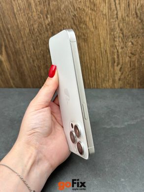 iPhone 15 Pro 128gb White Titanium б/у (фізична сім-карта), 128 ГБ, 6,1 ", A17 Pro, 880$