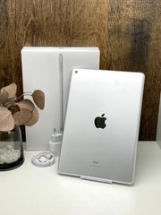iPad 8 10.2 2020 128gb WiFi Silver б/у, 128 ГБ, 9,7 ", A10 Fusion, 250$