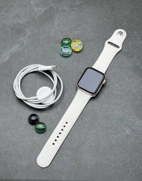 Apple Watch SE 2 2022 44 mm Starlight бу, 44 mm