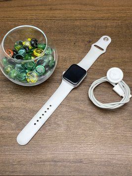 Apple Watch 6 40mm Silver бу, 40 mm, 220$