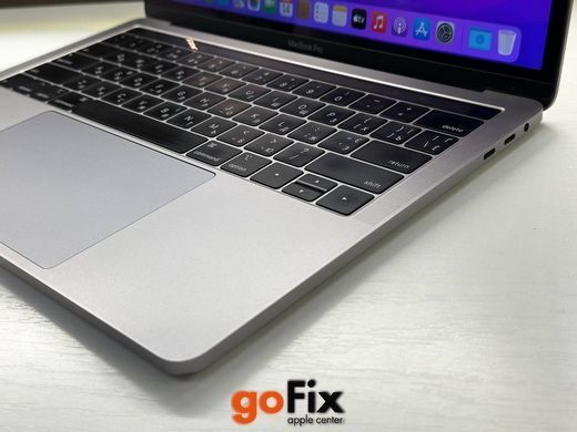 Macbook Pro 13" 2018 256 Space Gray бу, 256 ГБ, 13,3", i5, 380$