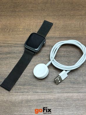 Apple Watch 5 40 mm Space Gray бу, 40 mm, Рассрочка Monobank и ПриватБанк от  2 до 12 месяцев