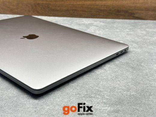 Macbook Pro 15" 2016 1TB Space Gray бу, 1 ТБ, 15,4", i7, 580$