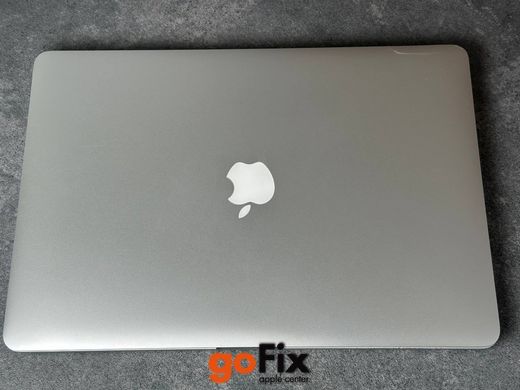 Macbook Pro 15" 2015 512Gb Silver бу, 512 ГБ, 15,4", i7, 350$