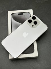iPhone 15 Pro Max 256gb White Titanium б/у (фізична сім-карта), 256 ГБ, 6,7 ", A17 Pro, 1120$
