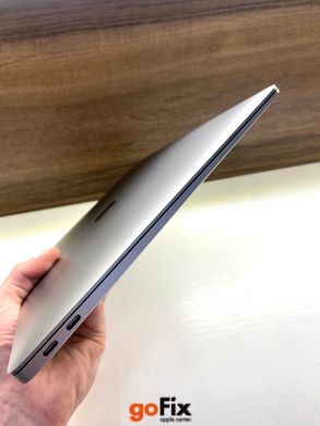 Macbook Air 13" 2018 256gb Space Gray бу, 256 ГБ, 13,3", i5, 480$