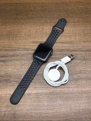 Apple Watch 6 44mm Space Gray Nike бу, 44 mm, 220$