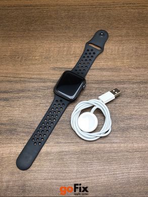 Apple Watch 6 44mm Space Gray Nike бу, 44 mm, 220$
