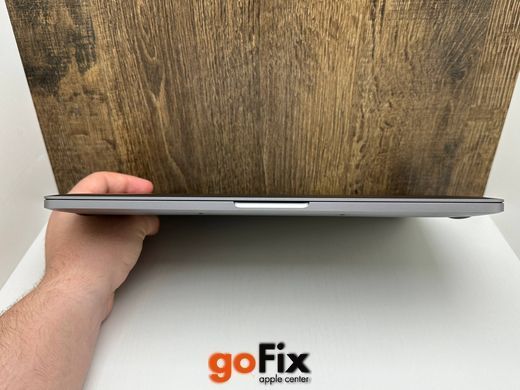 Macbook Pro 13" 2020 512Gb SSD/8Gb RAM Space Gray бу, 512 ГБ, 13,3", i5, 420$