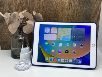 iPad Pro 9.7' 32gb LTE + Wi-Fi Rose Gold б/у, 32 ГБ, 9,7 ", A9x