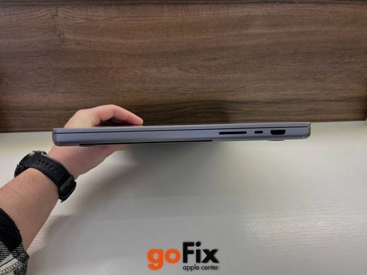 Macbook Pro 16" M1 Pro 2021 512Gb Space Gray бу, 512 ГБ, 16 ", M1 Pro, 1100$