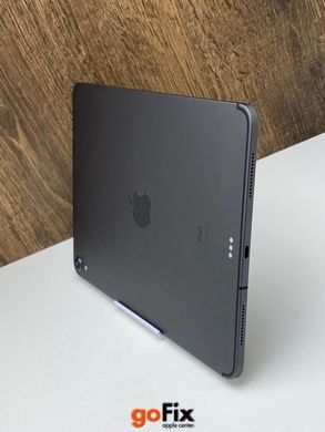 iPad Pro 11' 2018 1TB LTE+Wi-Fi Space Gray б/у, 1 ТБ, 11 ", A12x Bionic, 760$