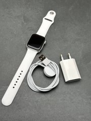 Apple Watch 5 44 mm Silver Nike бу, 44 mm, Рассрочка Monobank и ПриватБанк от  2 до 12 месяцев