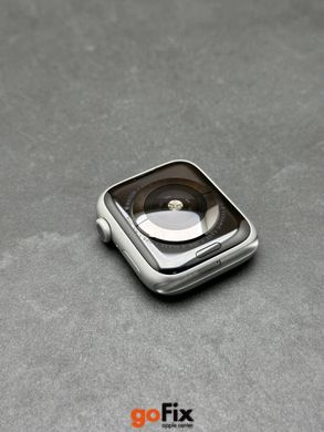 Apple Watch 5 44 mm Silver Nike бу, 44 mm, Розстрочка вiд Monobank і ПриватБанк від 2 до 12 мiсяцiв