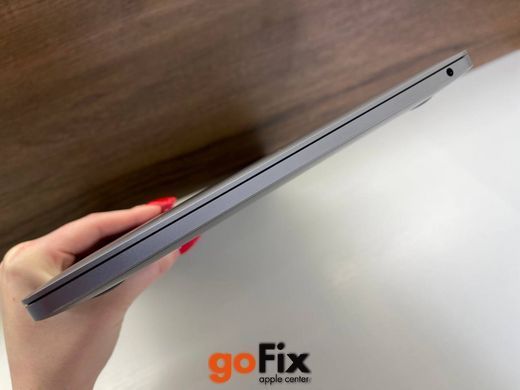 Macbook Pro 13" M2 2022 256Gb SSD 8CPU/10GPU Space Gray бу, 256 ГБ, 13,3", M2, 1000$
