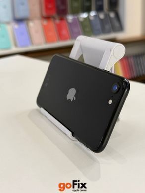 iPhone SE 2020 128gb Black бу, 128 ГБ, 4,7 ", A13