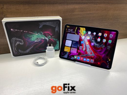 iPad Pro 11' 2018 256gb Wi-Fi Space Gray б/у, 256 ГБ, 11 ", A12x Bionic