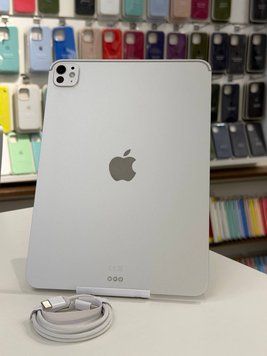 iPad Pro 11' 2025 M5 256Gb Silver Wi-Fi, Майдан, 256 ГБ, 11 ", M5, 640$, 🐾 3 платажі(Моно банк), Розстрочка до 12 мiсяцiв
