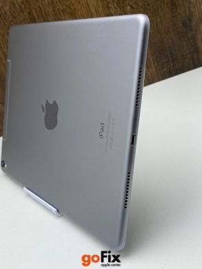 iPad Pro 9.7' 128gb LTE + Wi-Fi Space Gray б/у, 128 ГБ, 10,5", A9x, 220$