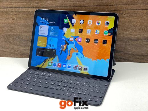 iPad Pro 11' 2018 256gb LTE+Wi-Fi Space Gray б/у, 256 ГБ, 11 ", A12x Bionic