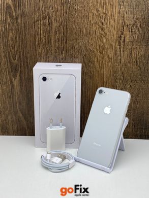 iPhone 8 64gb Silver бу, 64 ГБ, 4,7 ", A11 Bionic