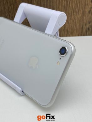 iPhone 8 64gb Silver бу, 64 ГБ, 4,7 ", A11 Bionic