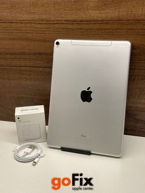 iPad Pro 10.5' 256gb LTE+WiFi Silver бу, 256 ГБ, 10,5", A10x Fusion, 400$