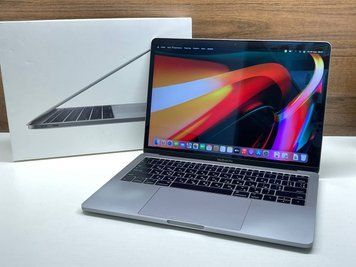 Macbook Pro 13" 2017 256gb Space Gray бу, 256 ГБ, 13,3", i5, 650$