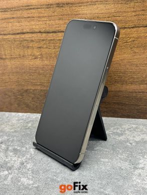iPhone 15 Pro Max 256gb Natural Titanium б/у eSIM, 256 ГБ, 6,7 ", A17 Pro, 780$