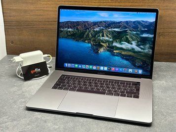 Macbook Pro 15" 2017 256gb Space Gray бу, 256 ГБ, 15,4", i7, 480$