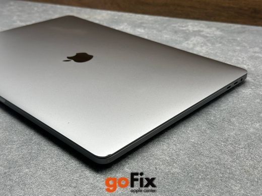 Macbook Pro 15" 2017 256gb Space Gray бу, 256 ГБ, 15,4", i7, 480$
