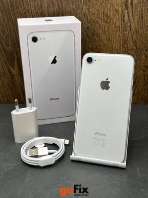 iPhone 8 64gb Silver бу, 64 ГБ, 4,7 ", A11 Bionic